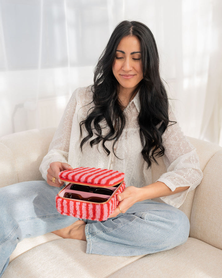 Brillenbox Sweet Stripes - Aufbewahrung für 3 Brillen im Bouclé-Look