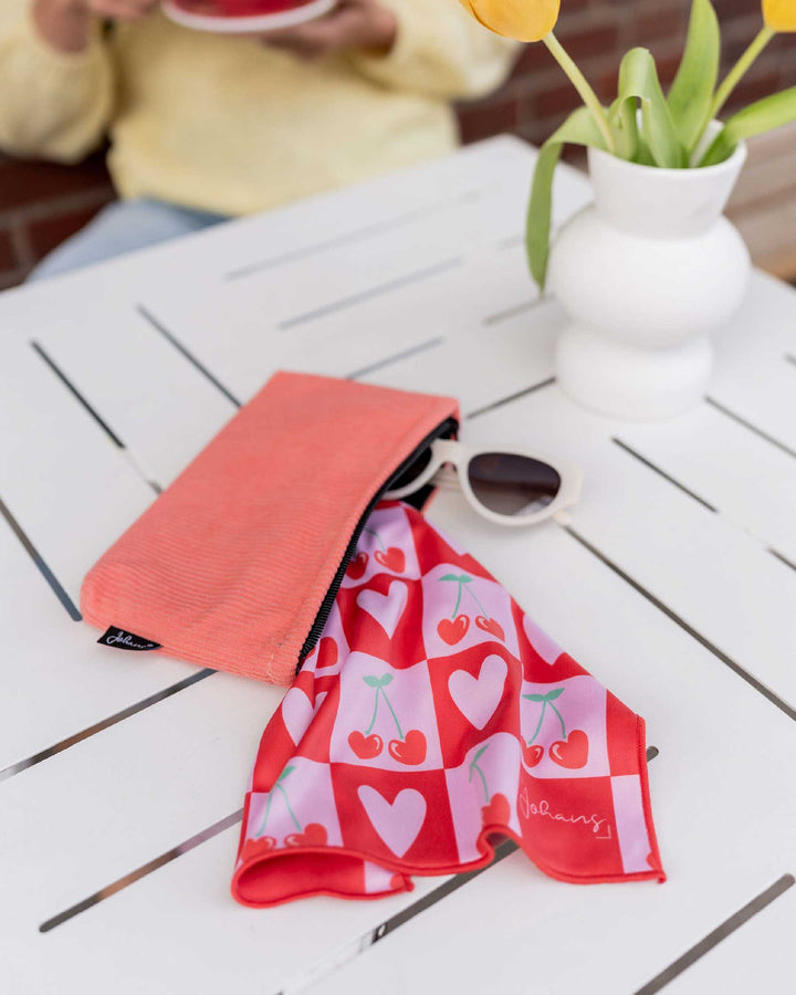 Brillen- und Displaytuch "Cherry Love"