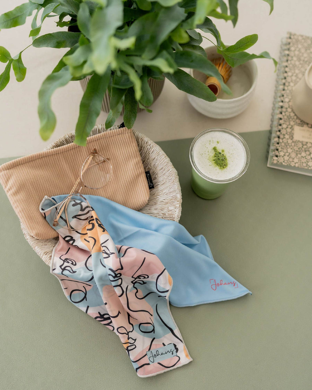 Brillen- und Displaytuch "Himmelblau"